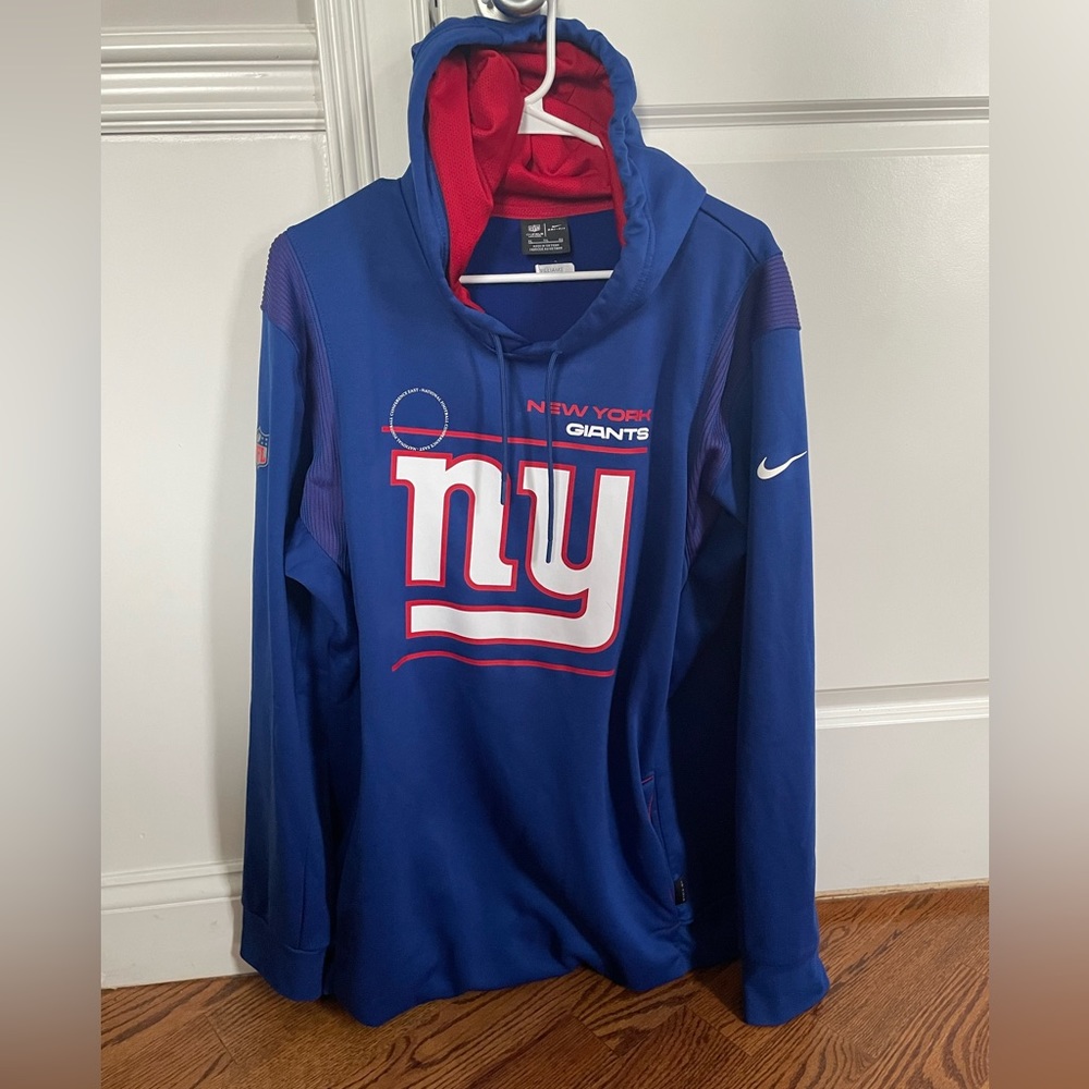 Mens New York giants sweatshirt- official team gear